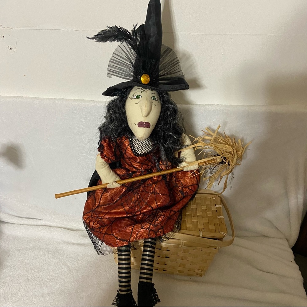 Joe Spencer Gathered Traditions Witch Folk Art Shelf sitter Halloween doll